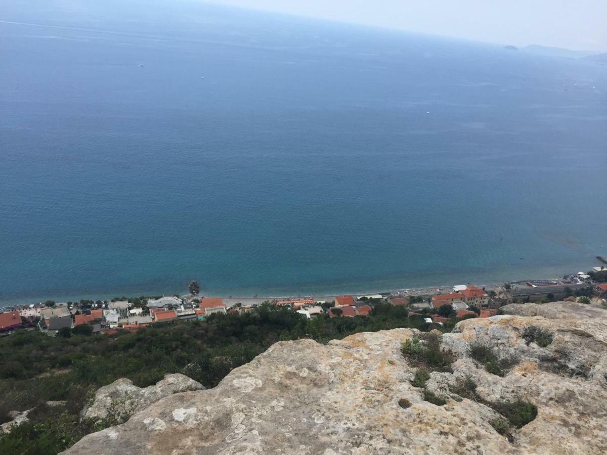Crosa Tra Le Nuvole Villa Borgio Verezzi Kültér fotó